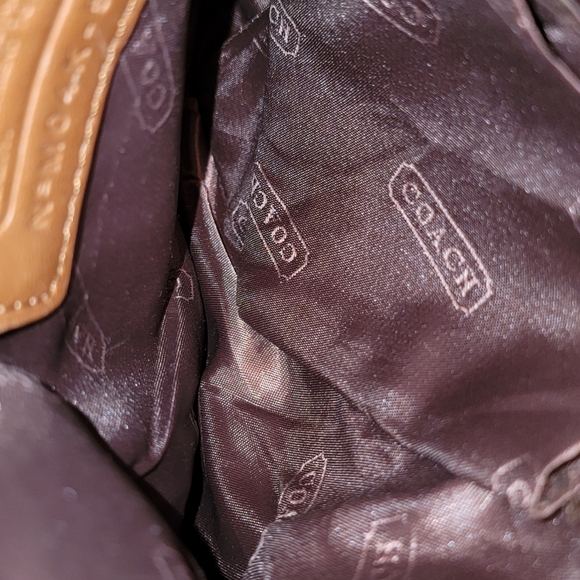 ✨️Authentic Coach Patchwork Crossbody✨️ - Picture 8 of 9